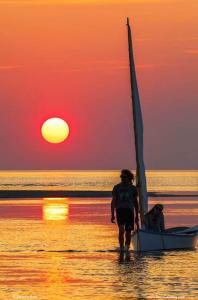 Experience Cape Cod Bay Sunset at Day Ends 